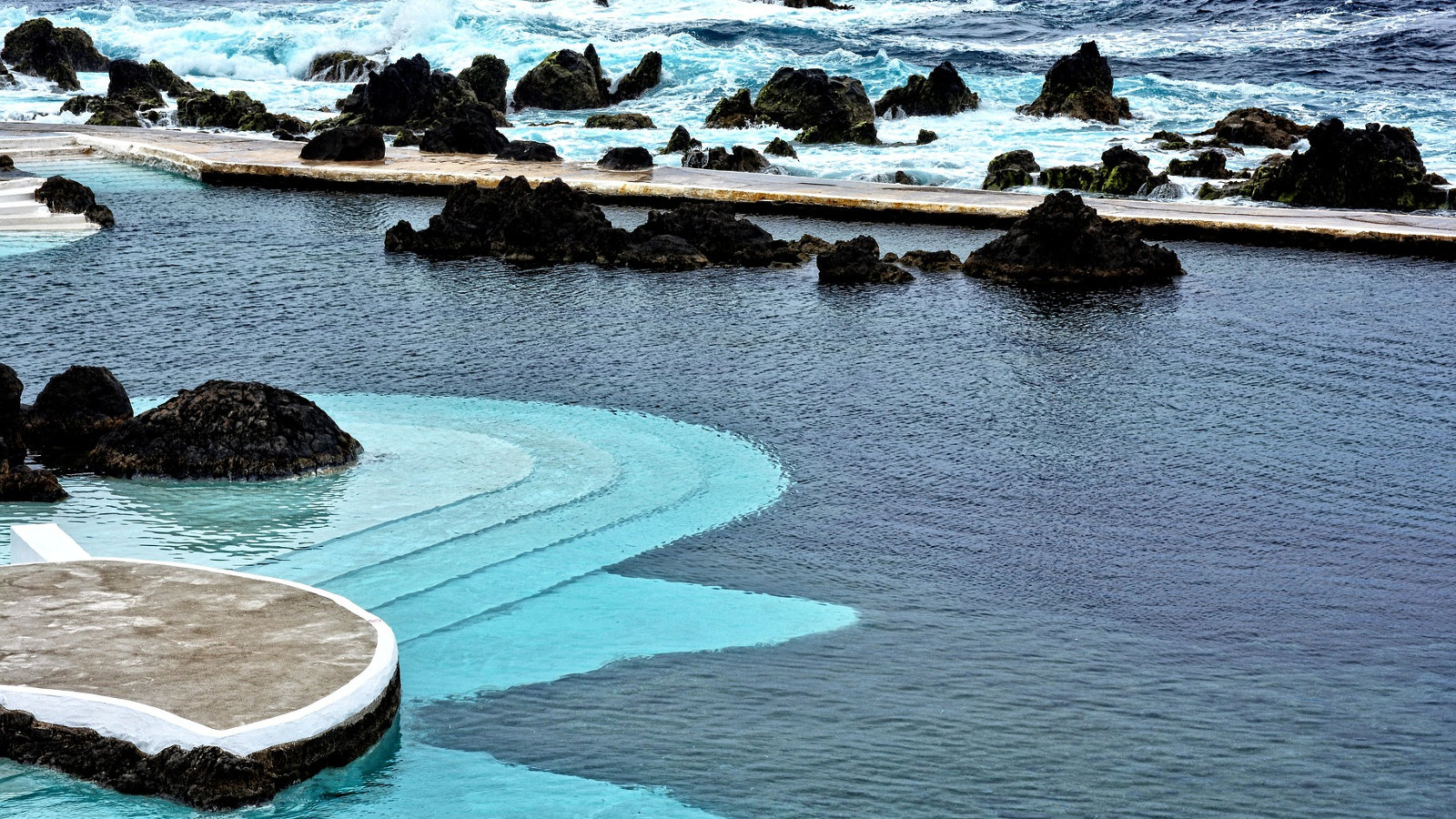 Piscine naturelle de Porto Moniz