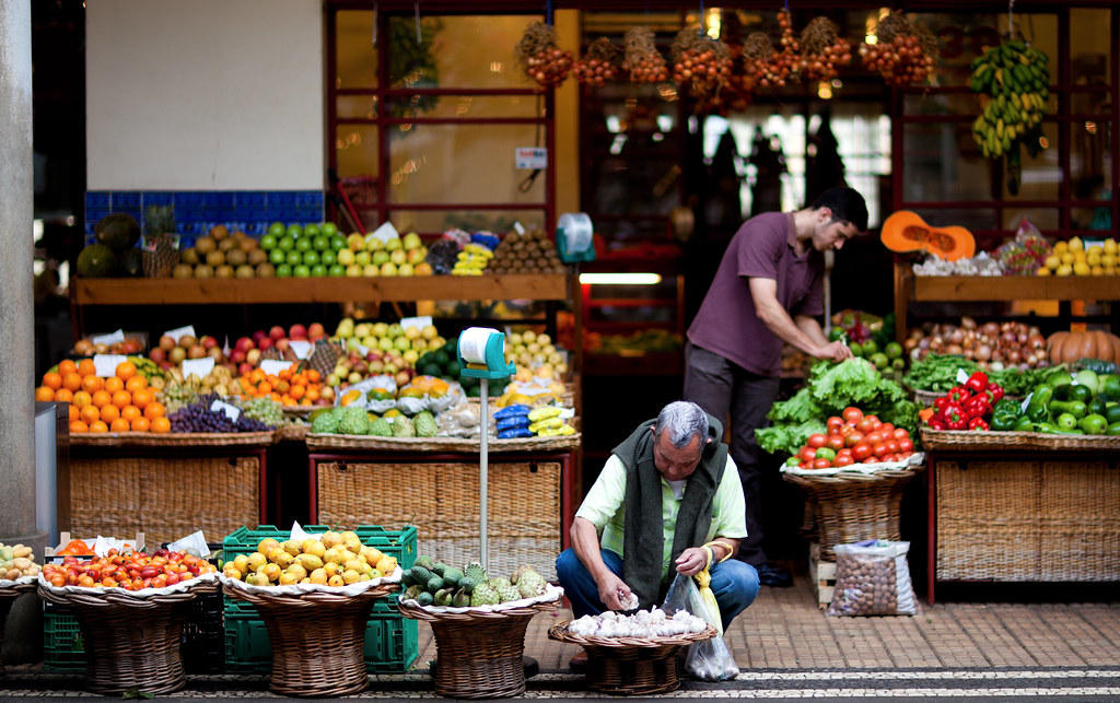 Etalages de fruits - marché couvert  Mercado dos Lavradores